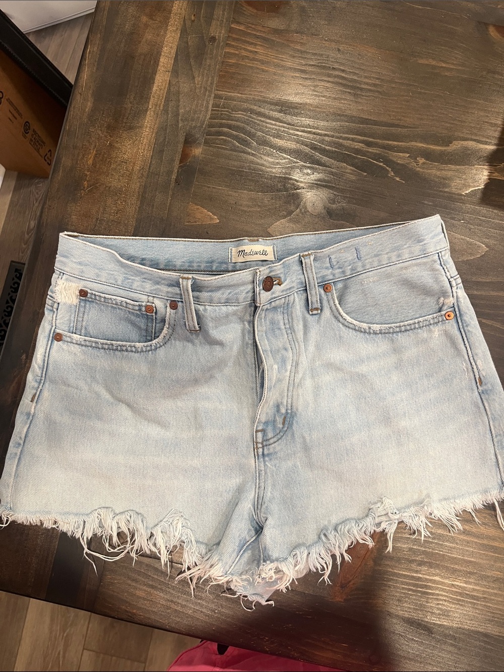 Madewell relaxed Light Wash Frayed Hem button fly Denim Shorts size 30